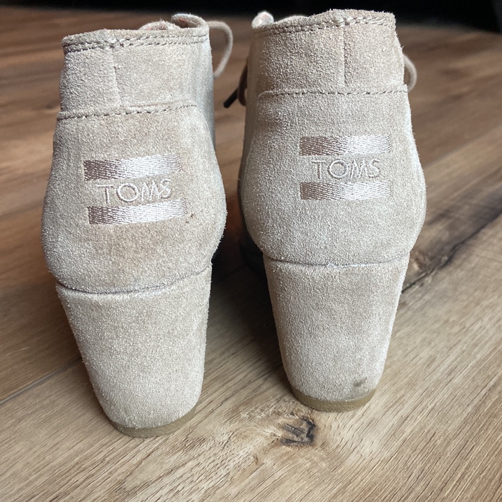 TOMS Booties - Picture 3 of 6